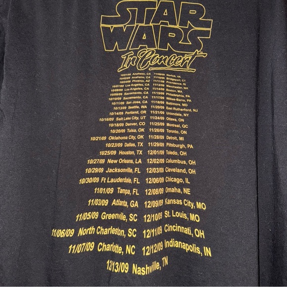 Star Wars ‘In Concert’ Darth Vader shirt - Picture 5 of 5
